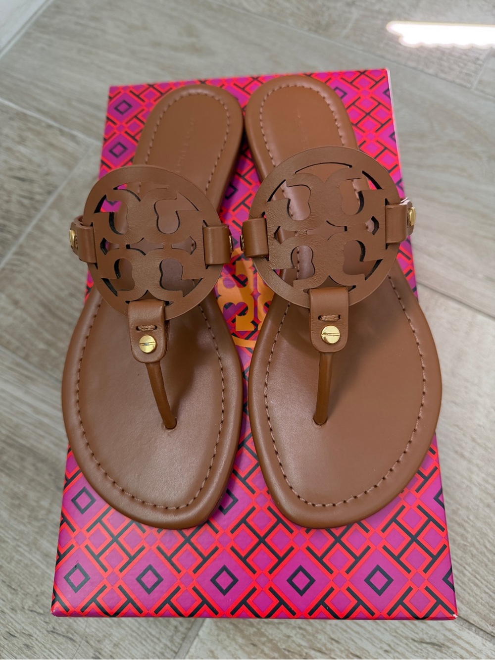 Tory Burch Miller Logo Leather Thong Sandals in Brown